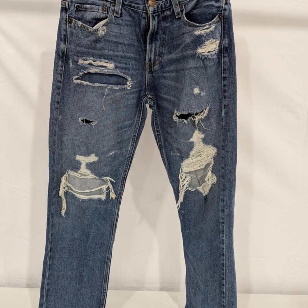 Men's Distressed Denim Jeans